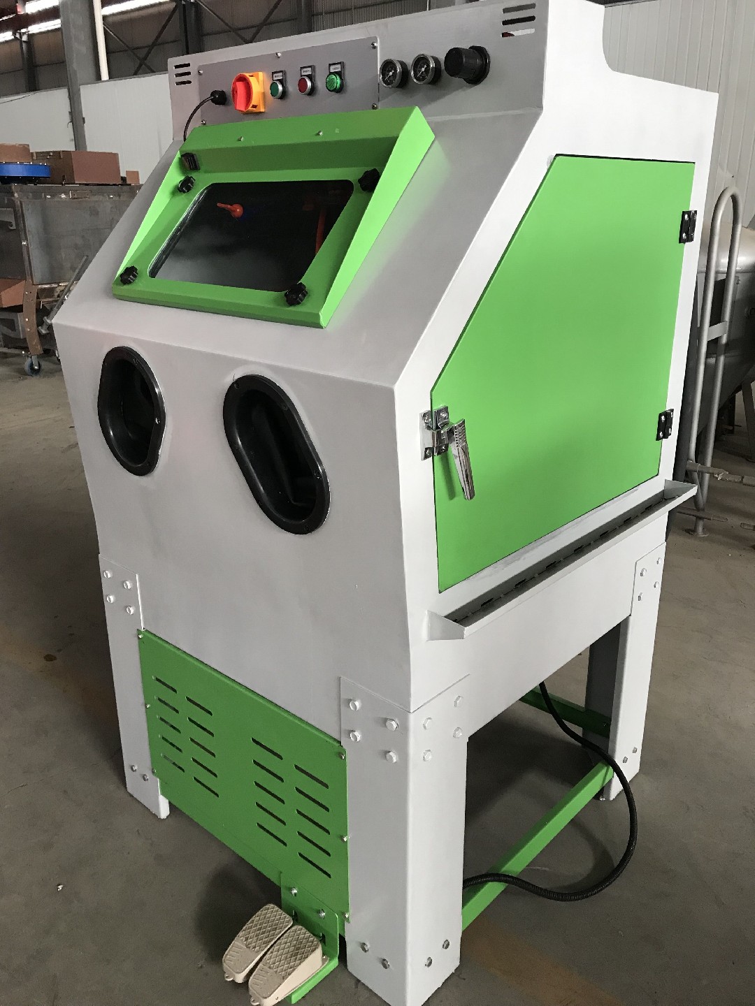 （標(biāo)準(zhǔn)型）手動(dòng)液體噴砂機(jī)，水噴砂機(jī)，液體噴沙機(jī)